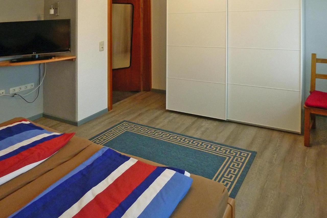 Holiday Apartment An Der Meisse, Bergen Bleckmar Exterior foto