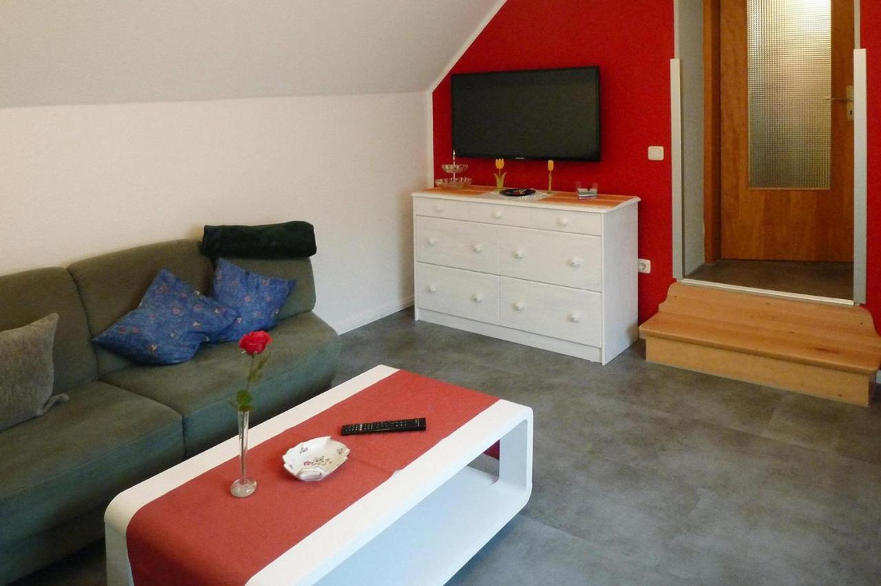 Holiday Apartment An Der Meisse, Bergen Bleckmar Exterior foto